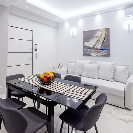 Amazing Apartment In Glyfada Center Athens Exterior photo