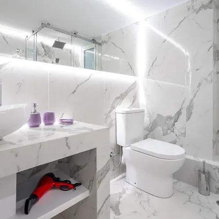 Amazing Apartment In Glyfada Center Athens Exterior photo