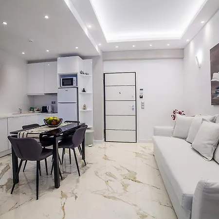 Amazing Apartment In Glyfada Center Athens Exterior photo
