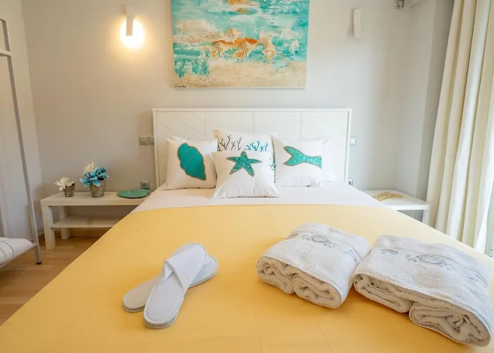 Amazing Apartment In Glyfada Center