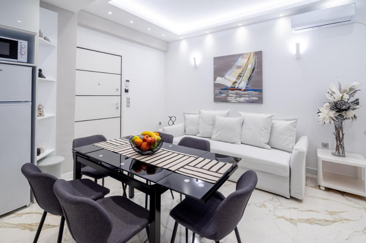 Apartment Amazing In Glyfada Center