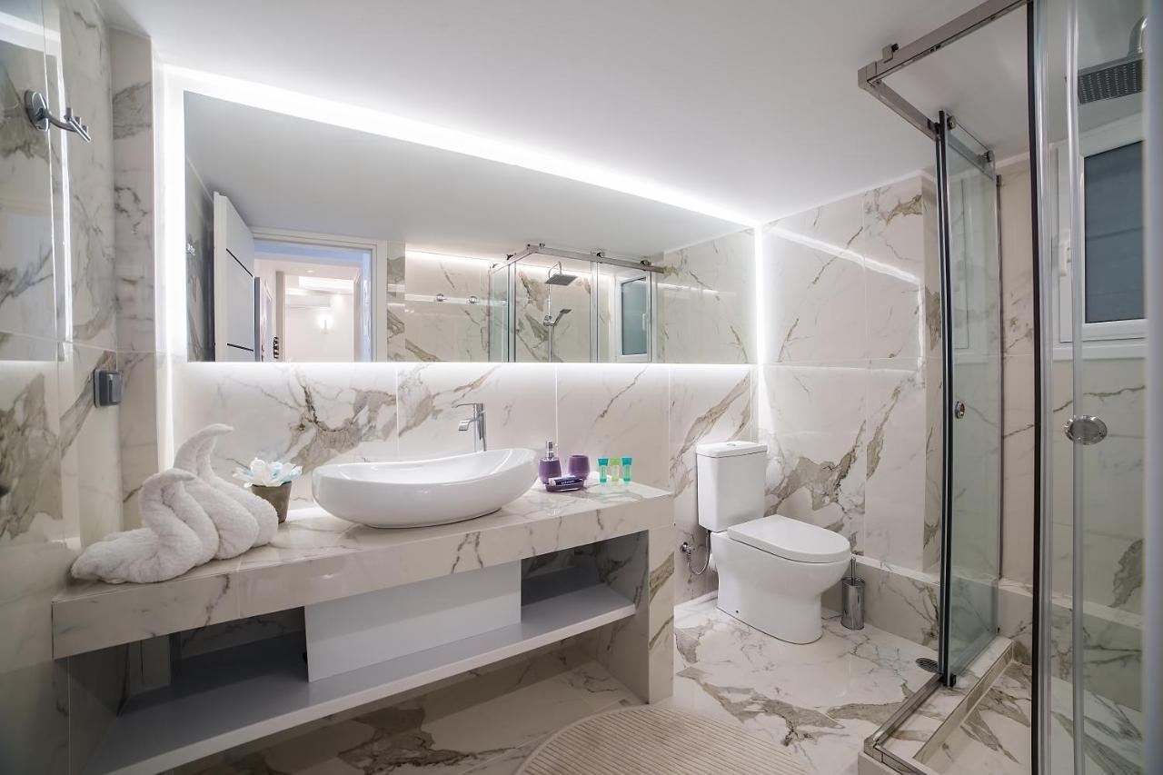 Amazing In Glyfada Center Apartment Athens